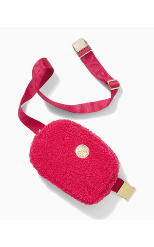 Jeanie Sherpa Belt Bag - Raspberry Rouge