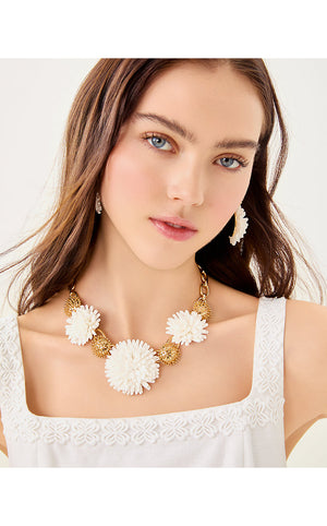 Summer Shorelines Necklace - Resort White