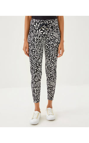 UPF 50+ Luxletic 28" Island Mid Rise Jogger - Noir Purrfect Pounce Knit Jacquard