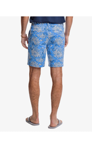 
            
                Load image into Gallery viewer, Lilly Pulitzer x Southern Tide 8&amp;quot; brrr°die Short -  Croc and Lock it Short
            
        