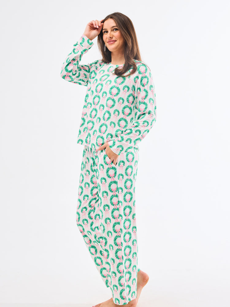 Annie PJ Set Rosy Wreaths