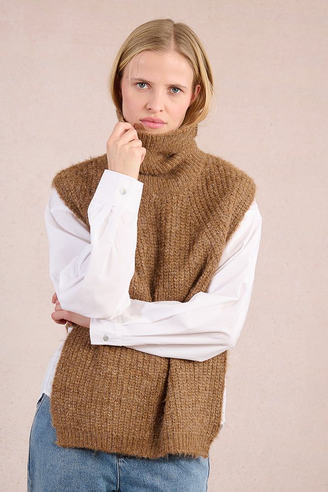 Ladies Knitted Sleeveless Sweater - Camel